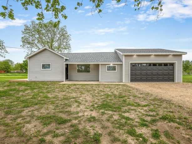 511 South, DURAND, Illinois 61024, 2 Bedrooms Bedrooms, ,2 BathroomsBathrooms,House,For Sale,South,202602981