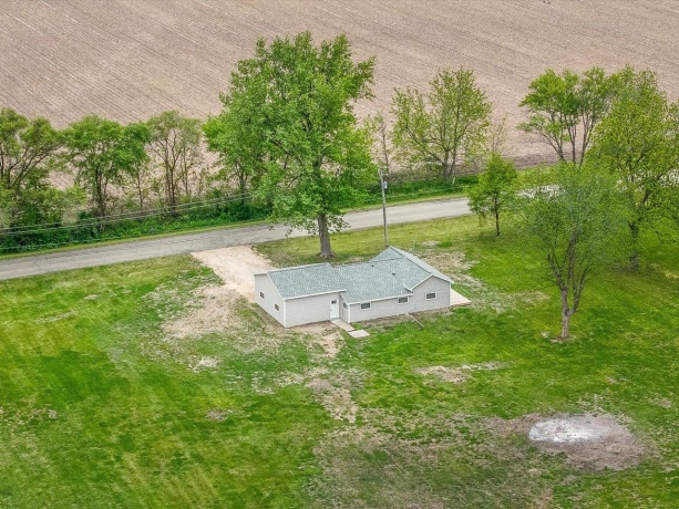 511 South, DURAND, Illinois 61024, 2 Bedrooms Bedrooms, ,2 BathroomsBathrooms,House,For Sale,South,202602981