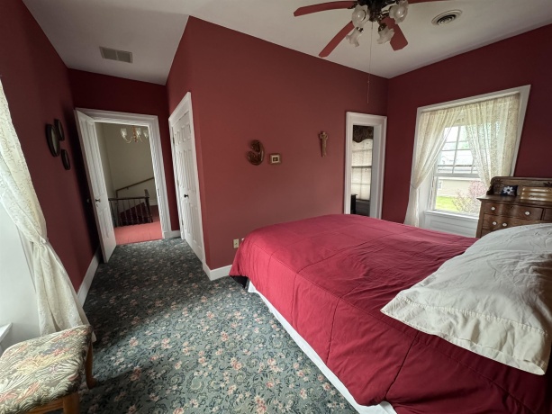 304 Broadway, MOUNT CARROLL, Illinois 61053, 4 Bedrooms Bedrooms, ,3 BathroomsBathrooms,House,For Sale,Broadway,202602982