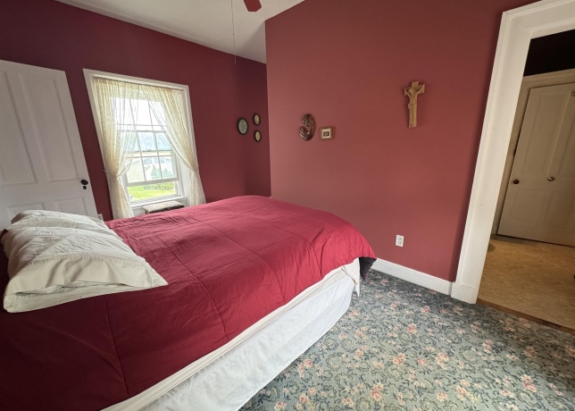 304 Broadway, MOUNT CARROLL, Illinois 61053, 4 Bedrooms Bedrooms, ,3 BathroomsBathrooms,House,For Sale,Broadway,202602982