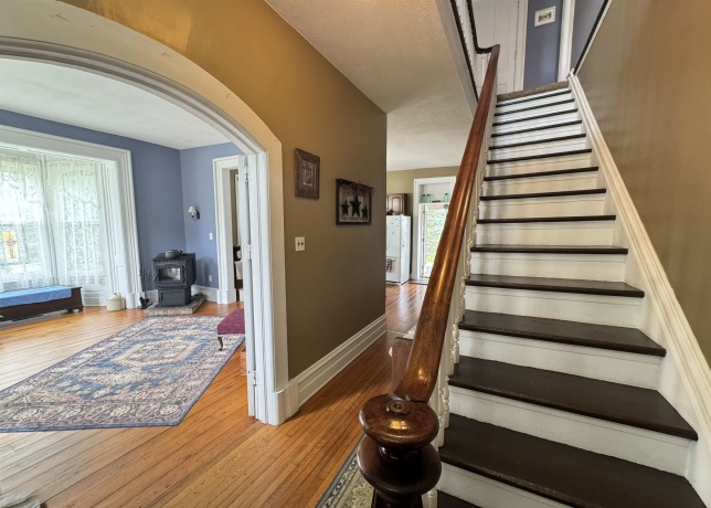 304 Broadway, MOUNT CARROLL, Illinois 61053, 4 Bedrooms Bedrooms, ,3 BathroomsBathrooms,House,For Sale,Broadway,202602982