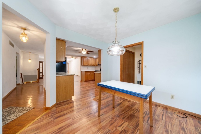 2541 Revelation #6, ROCKFORD, Illinois 61109, 2 Bedrooms Bedrooms, ,3 BathroomsBathrooms,Condominium,For Sale,Revelation #6,202602983