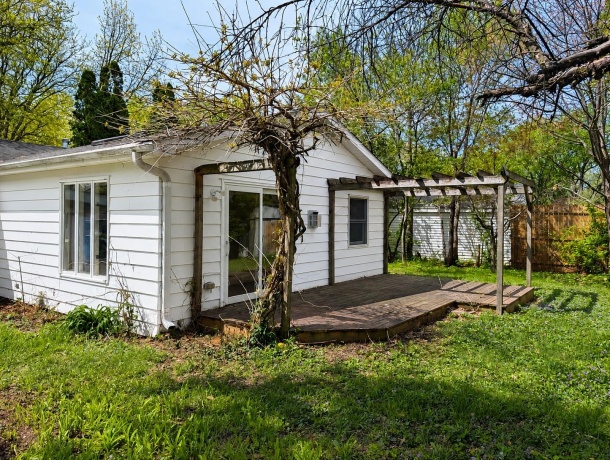 231 River, DEKALB, Illinois 60115, 3 Bedrooms Bedrooms, ,2 BathroomsBathrooms,House,For Sale,River,202602984