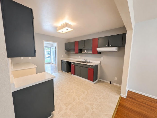 231 River, DEKALB, Illinois 60115, 3 Bedrooms Bedrooms, ,2 BathroomsBathrooms,House,For Sale,River,202602984
