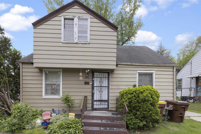 1634 Loomis, ROCKFORD, Illinois 61102, 3 Bedrooms Bedrooms, ,1 BathroomBathrooms,House,For Sale,Loomis,202602989