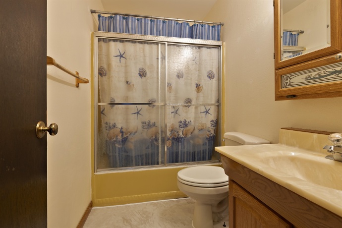2618 Pleasant View, ROCKFORD, Illinois 61108, 3 Bedrooms Bedrooms, ,1 BathroomBathrooms,House,For Sale,Pleasant View,202602865
