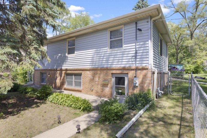 2618 Pleasant View, ROCKFORD, Illinois 61108, 3 Bedrooms Bedrooms, ,1 BathroomBathrooms,House,For Sale,Pleasant View,202602865