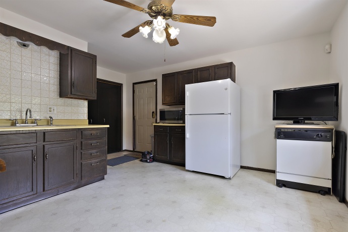 2618 Pleasant View, ROCKFORD, Illinois 61108, 3 Bedrooms Bedrooms, ,1 BathroomBathrooms,House,For Sale,Pleasant View,202602865