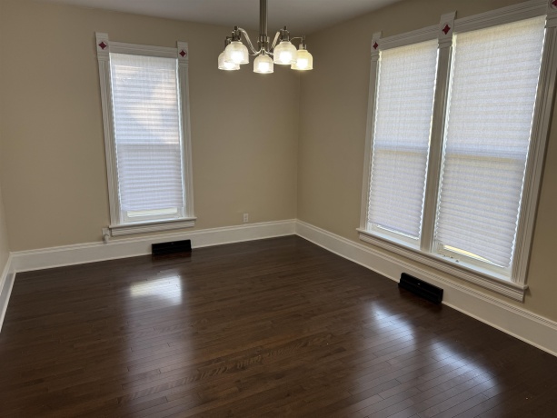 621 Garden, FREEPORT, Illinois 61032, 3 Bedrooms Bedrooms, ,1 BathroomBathrooms,House,For Sale,Garden,202602993