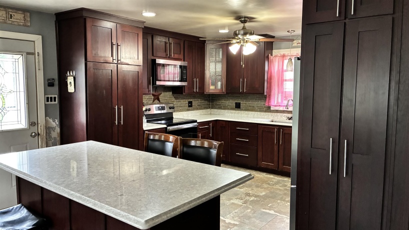520 Burns, LANARK, Illinois 61046, 2 Bedrooms Bedrooms, ,1 BathroomBathrooms,House,For Sale,Burns,202602994