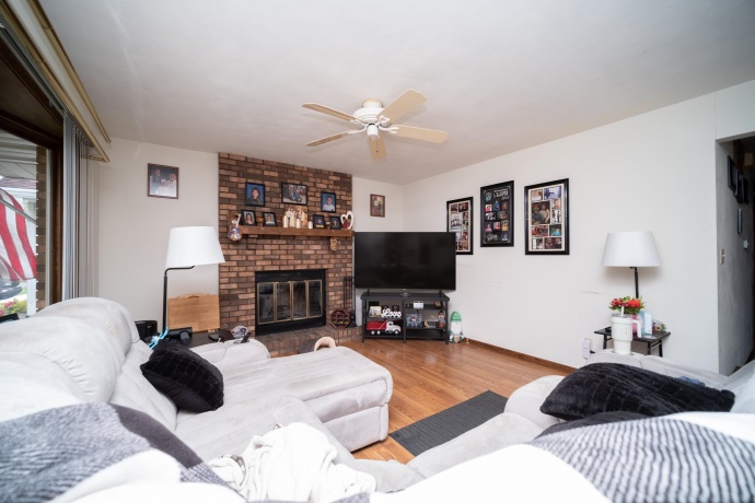 1478-80 Temple, ROCKFORD, Illinois 61108, ,2 Units,For Sale,Temple,202602997