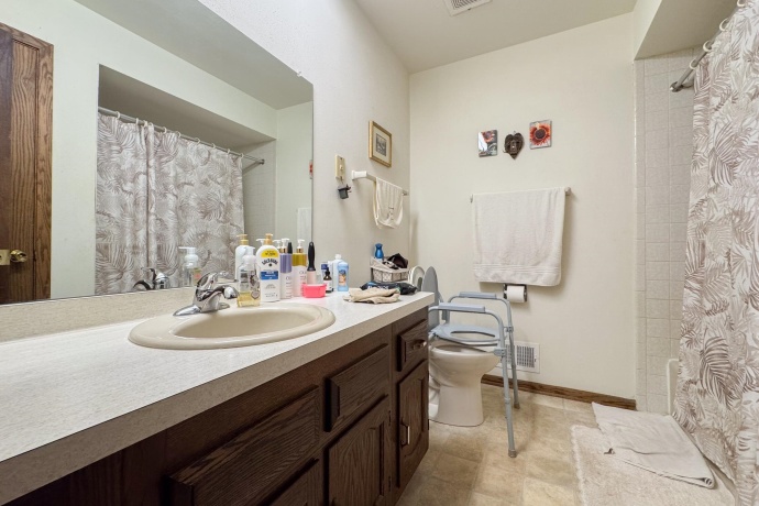 1478-80 Temple, ROCKFORD, Illinois 61108, ,2 Units,For Sale,Temple,202602997