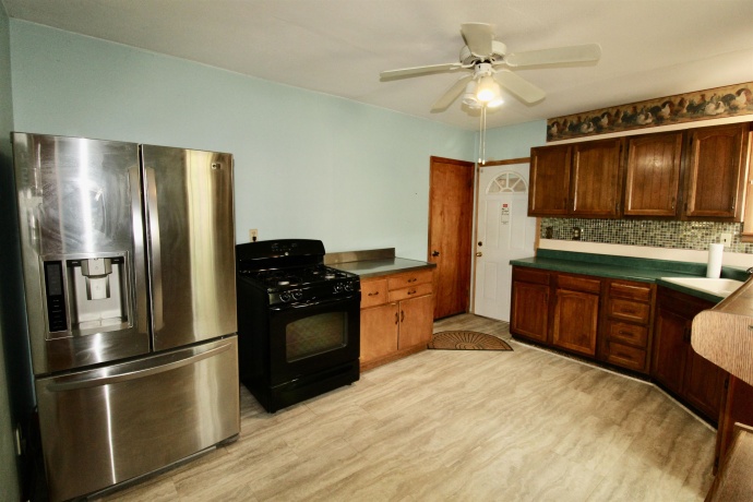 1221 Blaisdell, ROCKFORD, Wisconsin 61101, 4 Bedrooms Bedrooms, ,2 BathroomsBathrooms,House,For Sale,Blaisdell,202602998