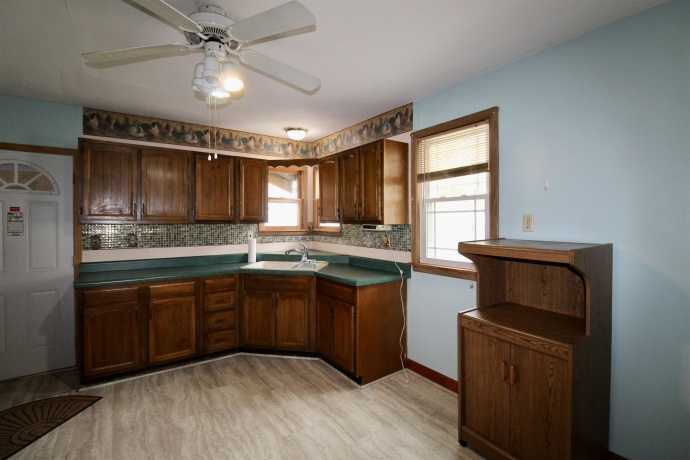 1221 Blaisdell, ROCKFORD, Wisconsin 61101, 4 Bedrooms Bedrooms, ,2 BathroomsBathrooms,House,For Sale,Blaisdell,202602998