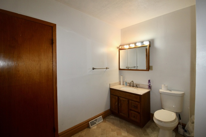 1221 Blaisdell, ROCKFORD, Wisconsin 61101, 4 Bedrooms Bedrooms, ,2 BathroomsBathrooms,House,For Sale,Blaisdell,202602998