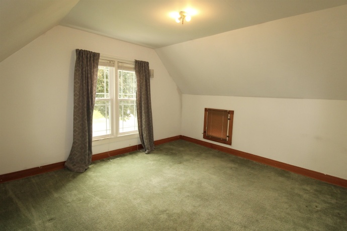 1221 Blaisdell, ROCKFORD, Wisconsin 61101, 4 Bedrooms Bedrooms, ,2 BathroomsBathrooms,House,For Sale,Blaisdell,202602998