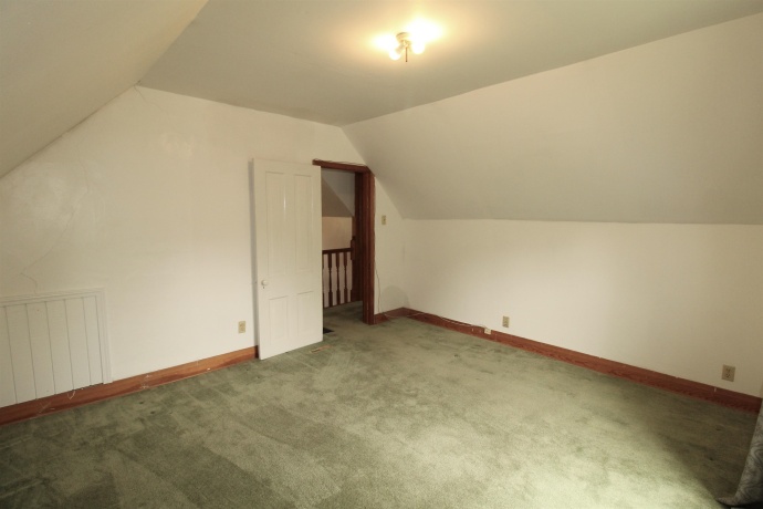 1221 Blaisdell, ROCKFORD, Wisconsin 61101, 4 Bedrooms Bedrooms, ,2 BathroomsBathrooms,House,For Sale,Blaisdell,202602998