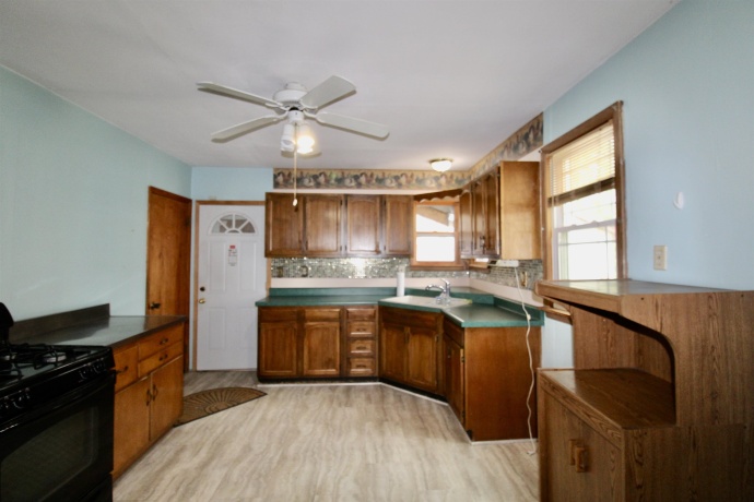 1221 Blaisdell, ROCKFORD, Wisconsin 61101, 4 Bedrooms Bedrooms, ,2 BathroomsBathrooms,House,For Sale,Blaisdell,202602998