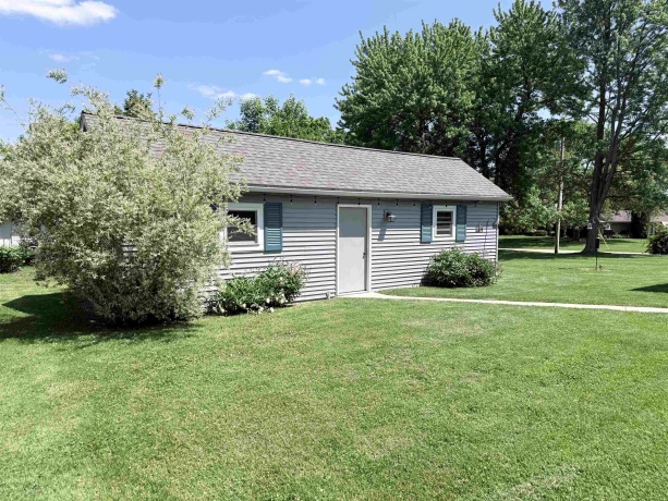617 Linn, SHANNON, Illinois 61078, 3 Bedrooms Bedrooms, ,2 BathroomsBathrooms,House,For Sale,Linn,202603001