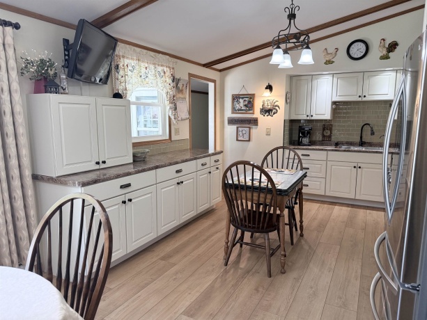 617 Linn, SHANNON, Illinois 61078, 3 Bedrooms Bedrooms, ,2 BathroomsBathrooms,House,For Sale,Linn,202603001
