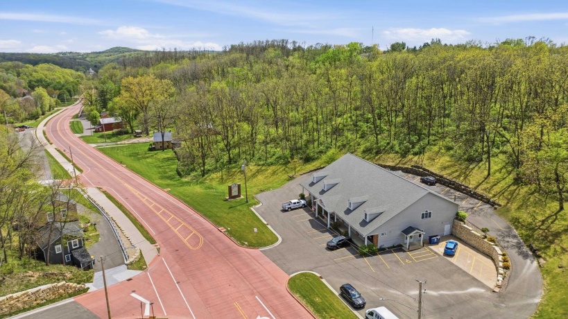 800 Spring Street, GALENA, Illinois 61036, ,Mixed Use,For Sale,Spring Street,202603002