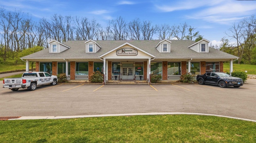 800 Spring Street, GALENA, Illinois 61036, ,Mixed Use,For Sale,Spring Street,202603002