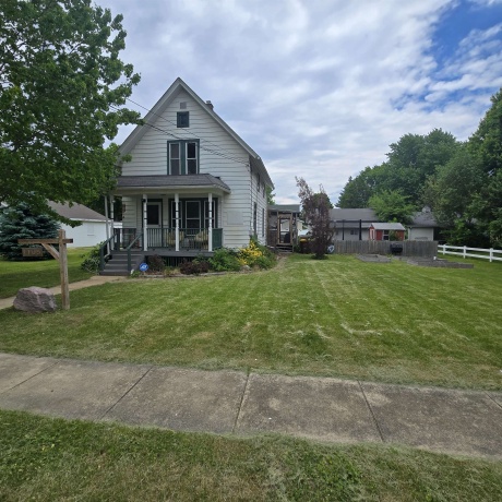 1105 Oakley, BELVIDERE, Illinois 61008, 3 Bedrooms Bedrooms, ,2 BathroomsBathrooms,House,For Sale,Oakley,202603003