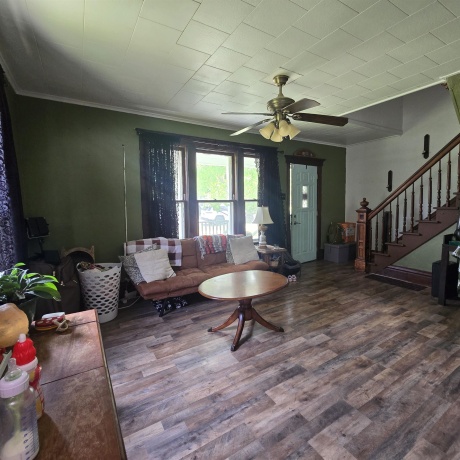1105 Oakley, BELVIDERE, Illinois 61008, 3 Bedrooms Bedrooms, ,2 BathroomsBathrooms,House,For Sale,Oakley,202603003