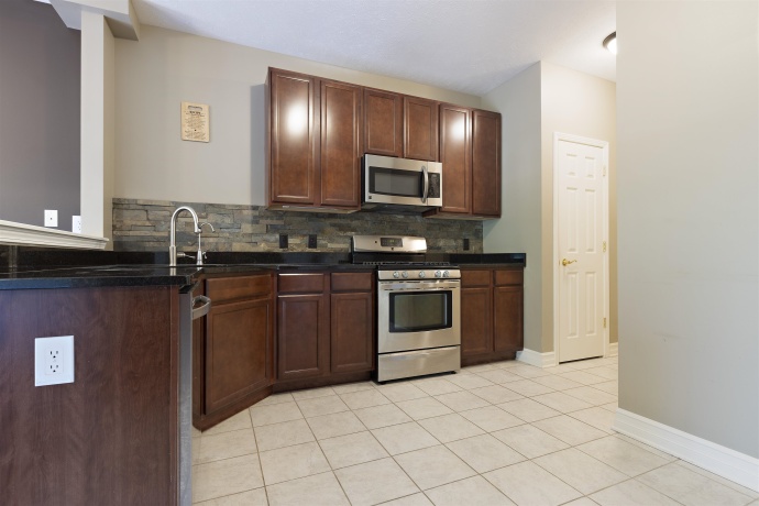 2246 Derby, BELVIDERE, Illinois 61008, 3 Bedrooms Bedrooms, ,2 BathroomsBathrooms,Condominium,For Sale,Derby,202602713
