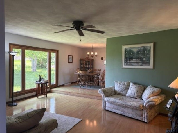 14966 Laube, DURAND, Illinois 61024, 3 Bedrooms Bedrooms, ,2 BathroomsBathrooms,House,For Sale,Laube,202602616