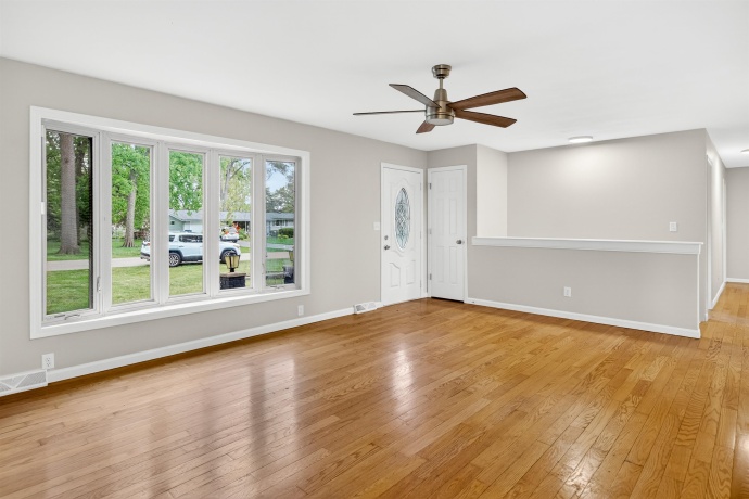 4331 Jennel, ROCKTON, Illinois 61072, 3 Bedrooms Bedrooms, ,2 BathroomsBathrooms,House,For Sale,Jennel,202602743