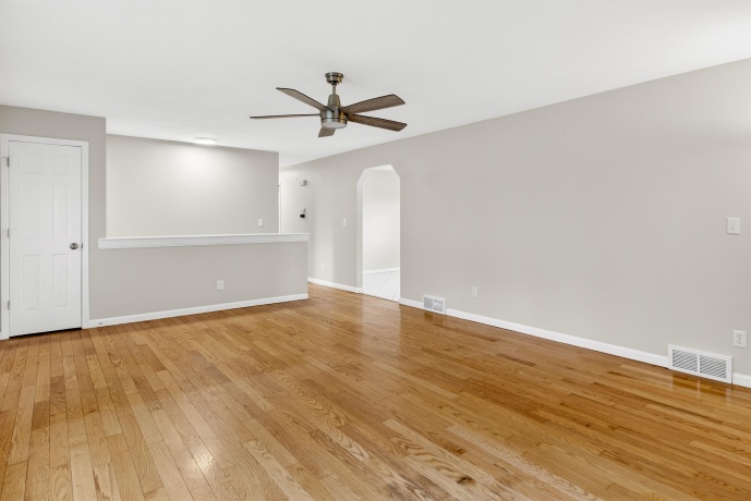 4331 Jennel, ROCKTON, Illinois 61072, 3 Bedrooms Bedrooms, ,2 BathroomsBathrooms,House,For Sale,Jennel,202602743