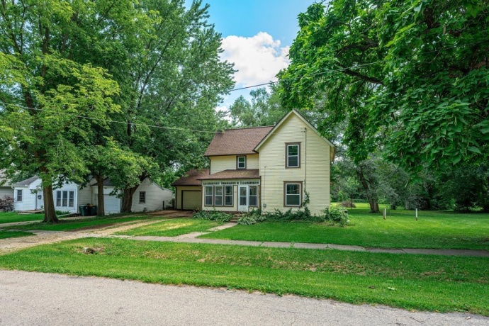 414 Howard, DURAND, Illinois 61024, 4 Bedrooms Bedrooms, ,2 BathroomsBathrooms,House,For Sale,Howard,202603017