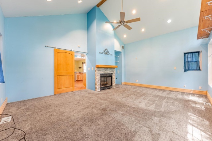 414 Howard, DURAND, Illinois 61024, 4 Bedrooms Bedrooms, ,2 BathroomsBathrooms,House,For Sale,Howard,202603017