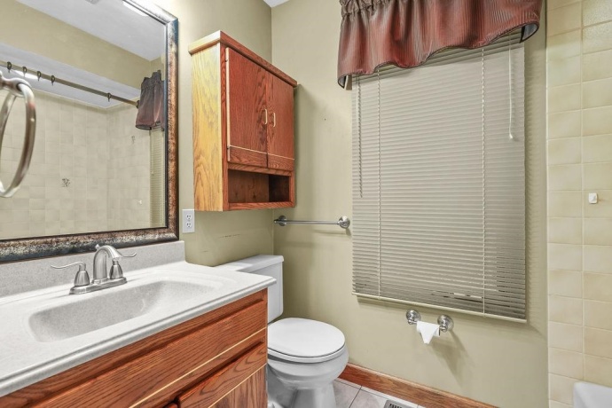 10876 CROCKETT, ROSCOE, Illinois 61073, 3 Bedrooms Bedrooms, ,2 BathroomsBathrooms,House,For Sale,CROCKETT,202603019