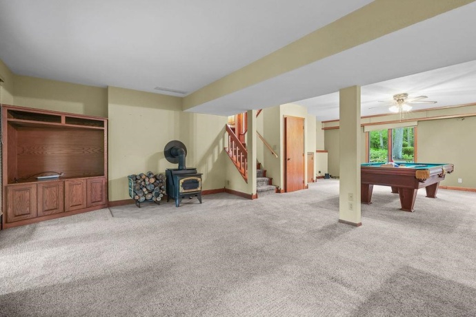 10876 CROCKETT, ROSCOE, Illinois 61073, 3 Bedrooms Bedrooms, ,2 BathroomsBathrooms,House,For Sale,CROCKETT,202603019