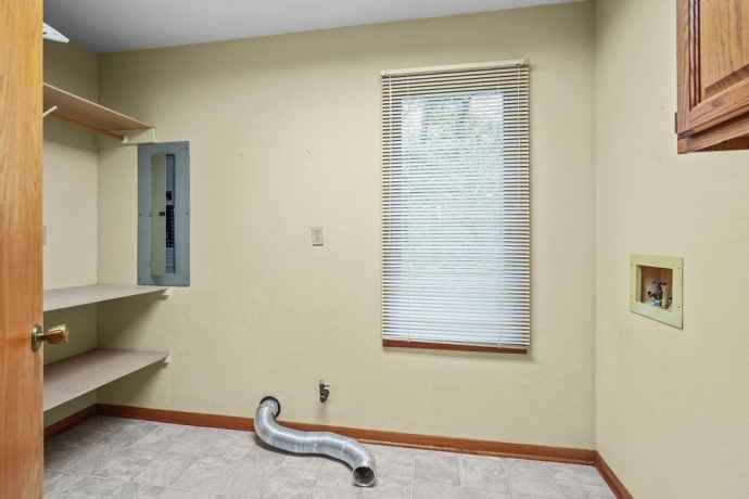 10876 CROCKETT, ROSCOE, Illinois 61073, 3 Bedrooms Bedrooms, ,2 BathroomsBathrooms,House,For Sale,CROCKETT,202603019