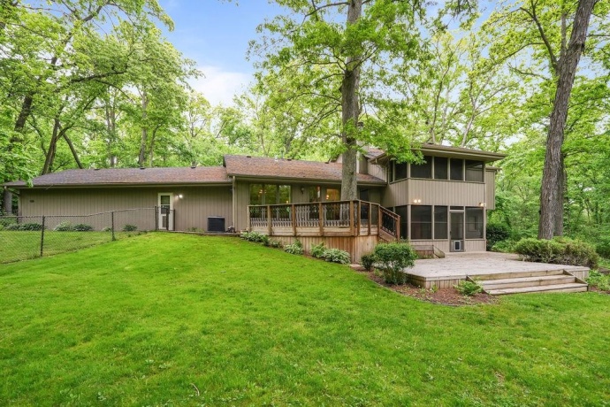 10876 CROCKETT, ROSCOE, Illinois 61073, 3 Bedrooms Bedrooms, ,2 BathroomsBathrooms,House,For Sale,CROCKETT,202603019