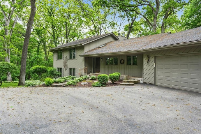 10876 CROCKETT, ROSCOE, Illinois 61073, 3 Bedrooms Bedrooms, ,2 BathroomsBathrooms,House,For Sale,CROCKETT,202603019