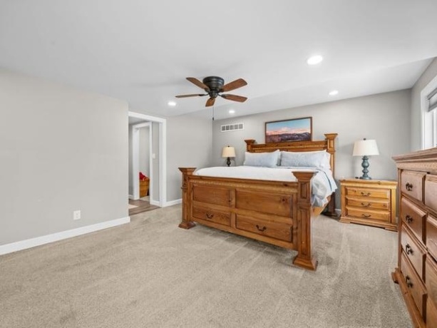 8294 Leaf River, LEAF RIVER, Illinois 61047, 4 Bedrooms Bedrooms, ,3 BathroomsBathrooms,House,For Sale,Leaf River,202603020