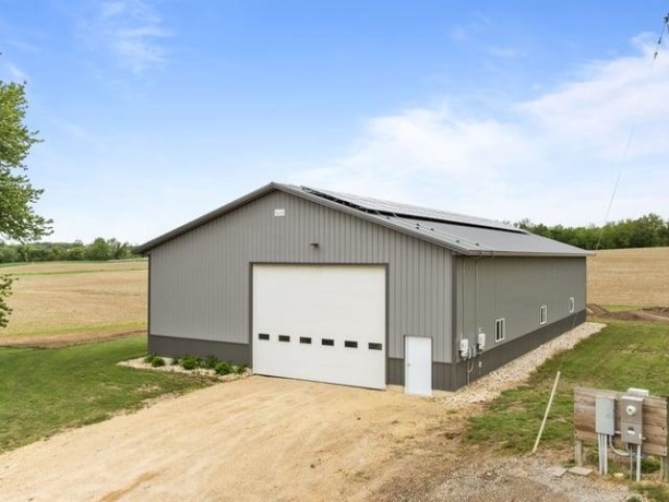 8294 Leaf River, LEAF RIVER, Illinois 61047, 4 Bedrooms Bedrooms, ,3 BathroomsBathrooms,House,For Sale,Leaf River,202603020