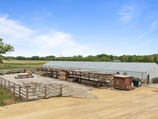 8294 Leaf River, LEAF RIVER, Illinois 61047, 4 Bedrooms Bedrooms, ,3 BathroomsBathrooms,House,For Sale,Leaf River,202603020