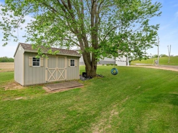 8294 Leaf River, LEAF RIVER, Illinois 61047, 4 Bedrooms Bedrooms, ,3 BathroomsBathrooms,House,For Sale,Leaf River,202603020
