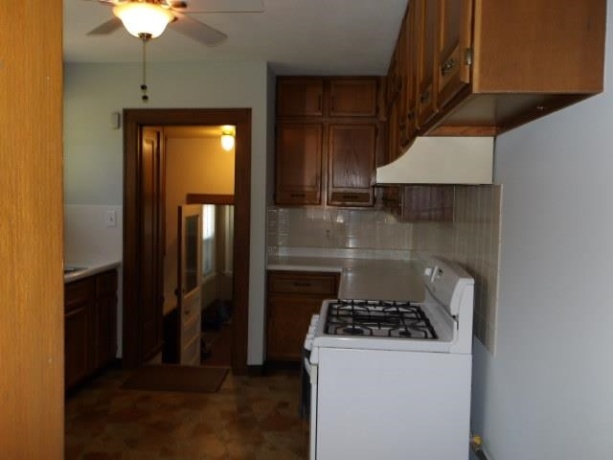 606 Robert, ROCKFORD, Illinois 61107, 2 Bedrooms Bedrooms, ,1 BathroomBathrooms,House,For Sale,Robert,202603027