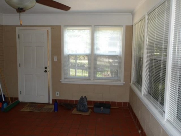 606 Robert, ROCKFORD, Illinois 61107, 2 Bedrooms Bedrooms, ,1 BathroomBathrooms,House,For Sale,Robert,202603027
