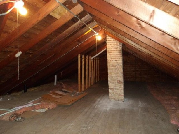606 Robert, ROCKFORD, Illinois 61107, 2 Bedrooms Bedrooms, ,1 BathroomBathrooms,House,For Sale,Robert,202603027