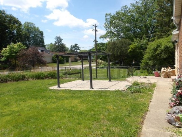 606 Robert, ROCKFORD, Illinois 61107, 2 Bedrooms Bedrooms, ,1 BathroomBathrooms,House,For Sale,Robert,202603027
