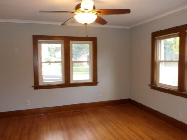 606 Robert, ROCKFORD, Illinois 61107, 2 Bedrooms Bedrooms, ,1 BathroomBathrooms,House,For Sale,Robert,202603027