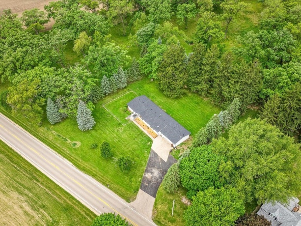 8500 Manchester, CAPRON, Illinois 61012, 3 Bedrooms Bedrooms, ,2 BathroomsBathrooms,House,For Sale,Manchester,202603029