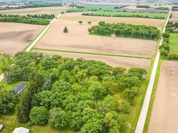 8500 Manchester, CAPRON, Illinois 61012, 3 Bedrooms Bedrooms, ,2 BathroomsBathrooms,House,For Sale,Manchester,202603029
